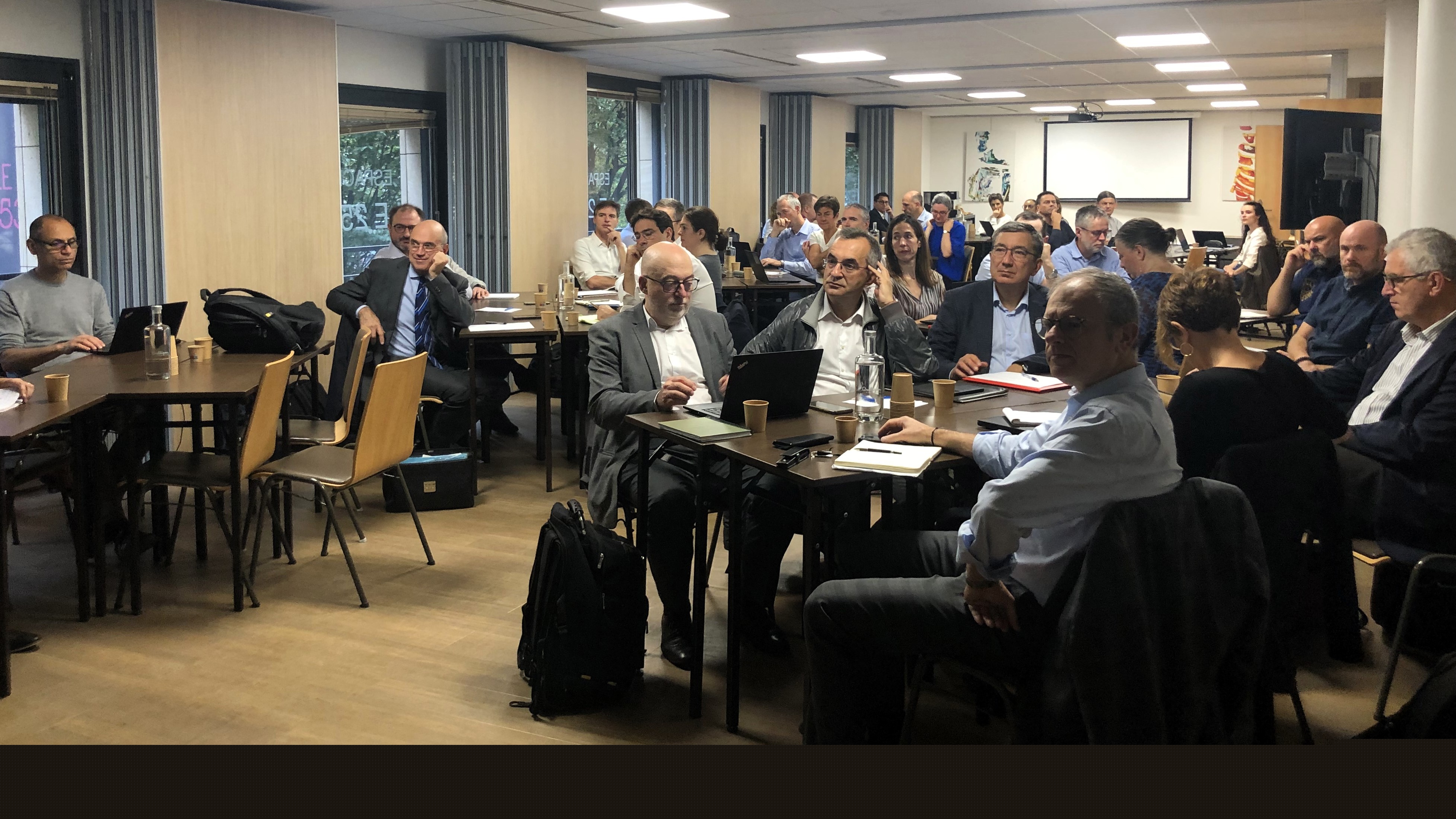 La Foncsi présente ses résultats d’analyse stratégique sur « Réglé-géré » lors d’un séminaire